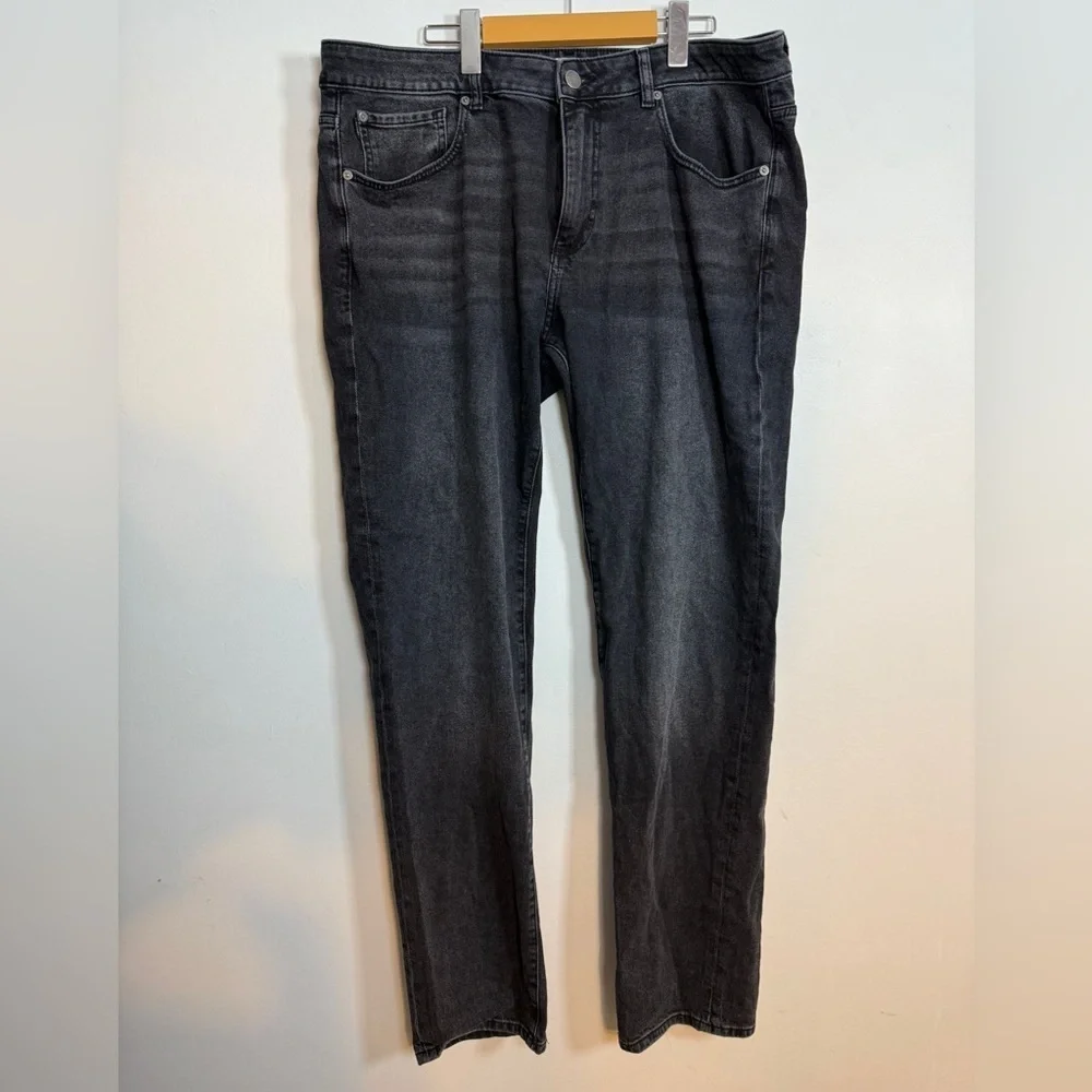 DL1961 Men’s Slim Jeans – Size 38x34 Faded Black Denim